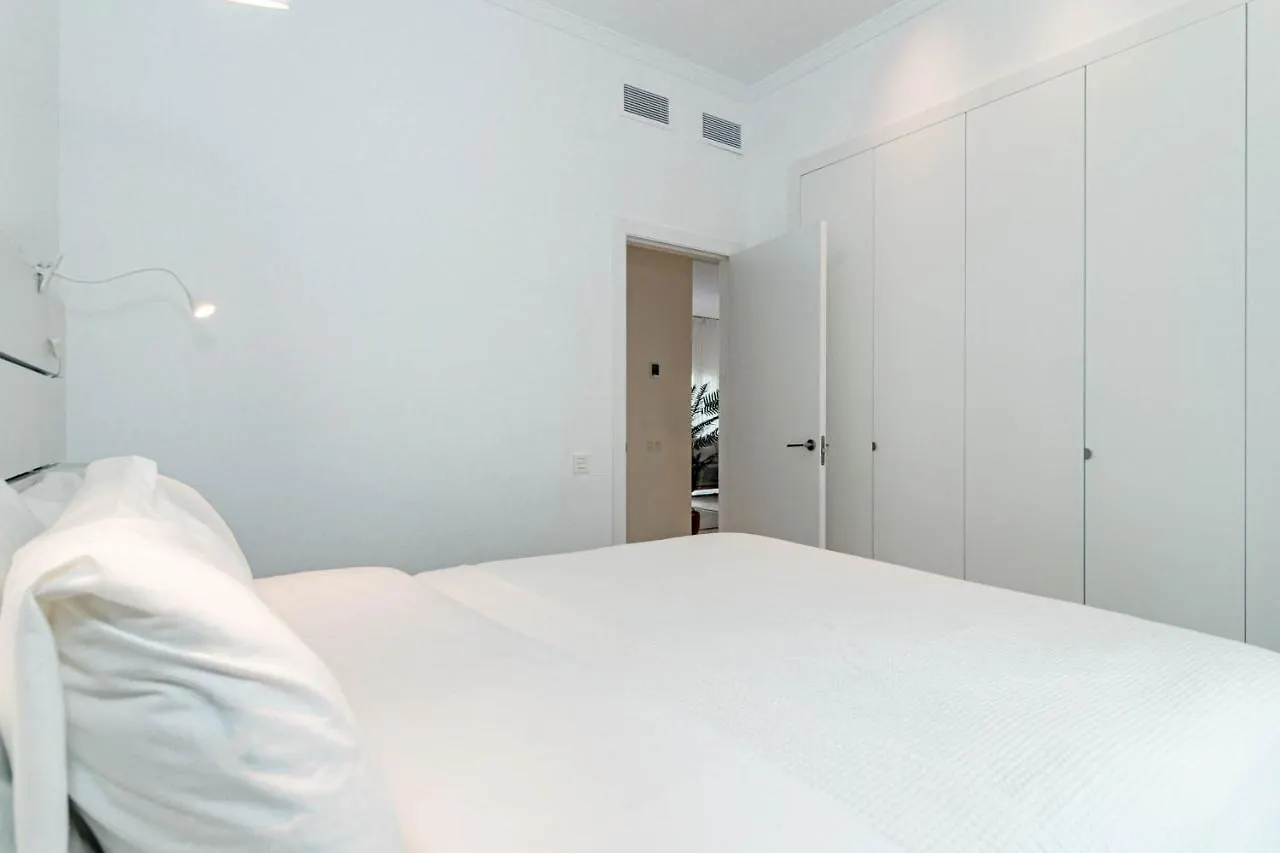 Pa18- Stunning Flat, Gym, Indoor And Outdoor Pool Apartment Estepona