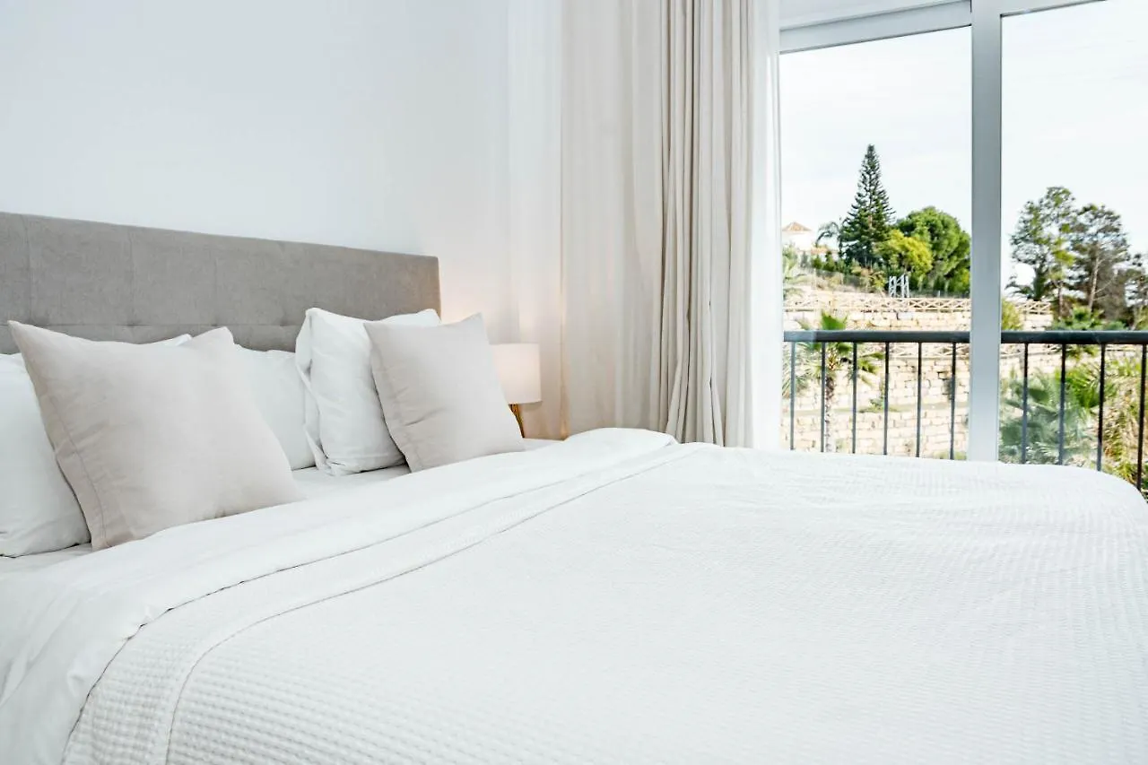 Pa18- Stunning Flat, Gym, Indoor And Outdoor Pool Apartment Estepona