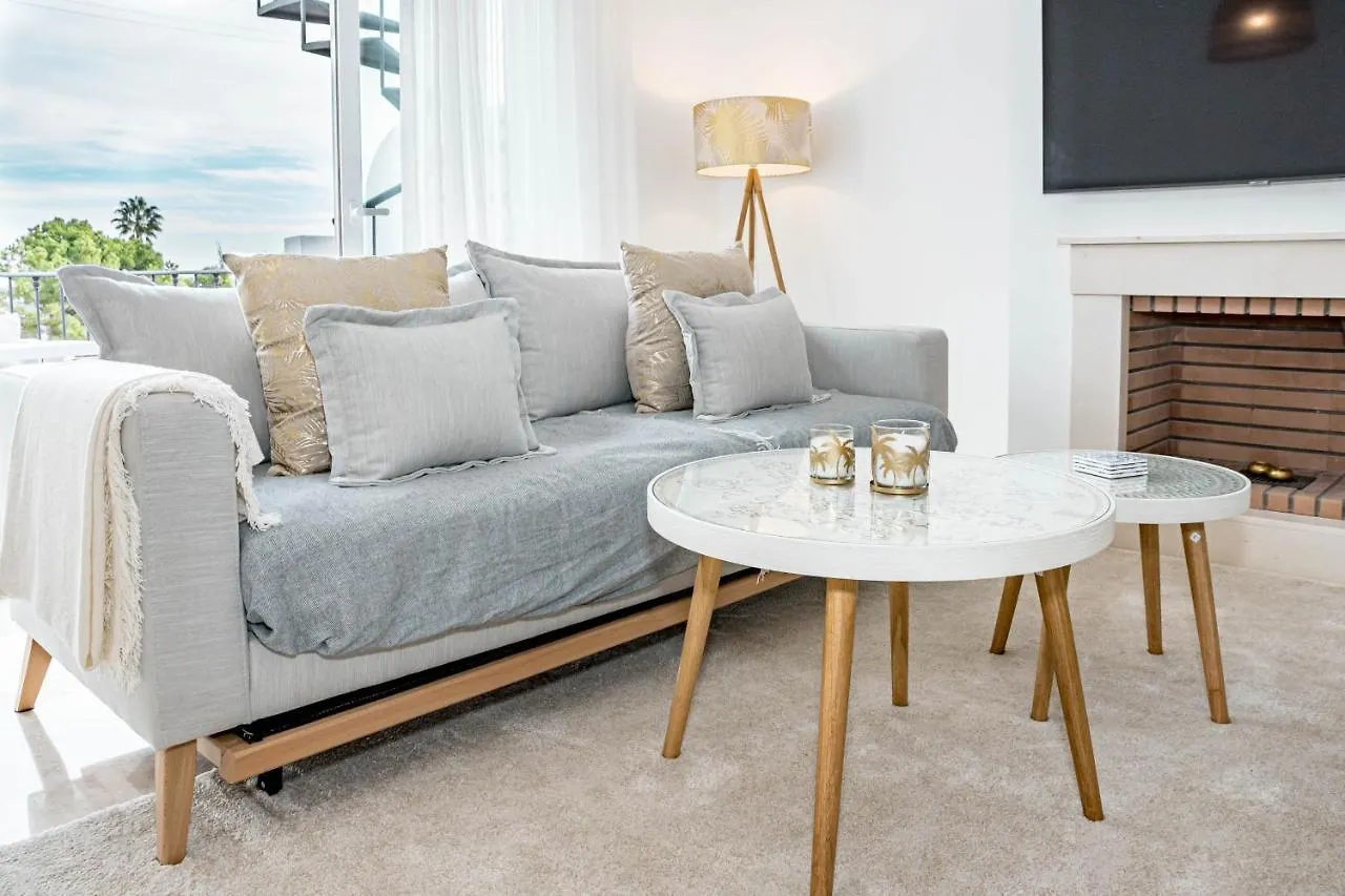 Apartmán Pa18- Stunning Flat, Gym, Indoor And Outdoor Pool Estepona 0*,  Španělsko